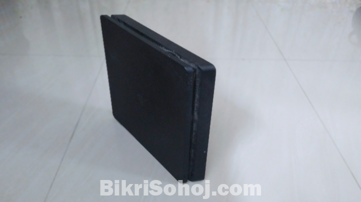 PlayStation 4 (PS4)